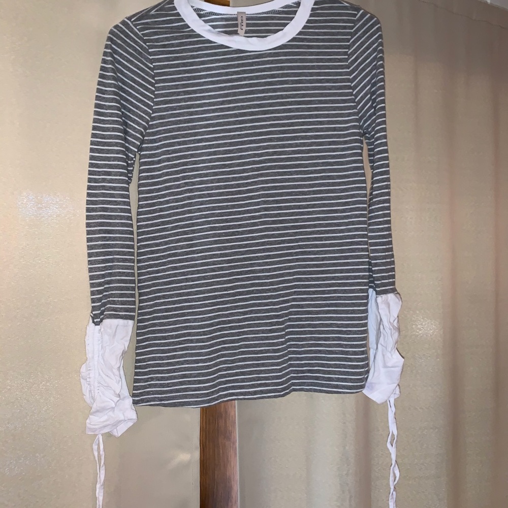Striped long sleeve tee with tie sleeves